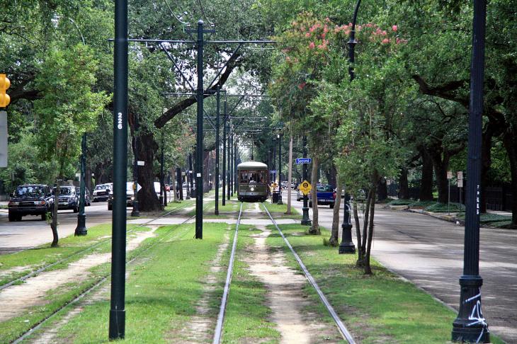 The street car in New Orleans / Die Straßenbahn in New Orleans